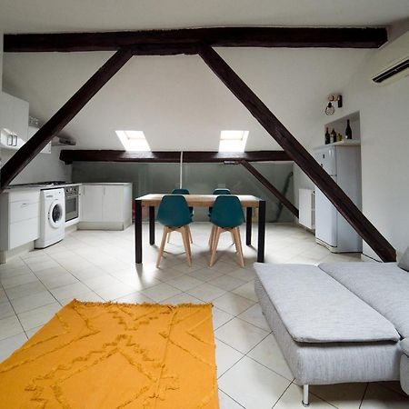 شقة Hbhall Navigli 30 ميلان المظهر الخارجي الصورة