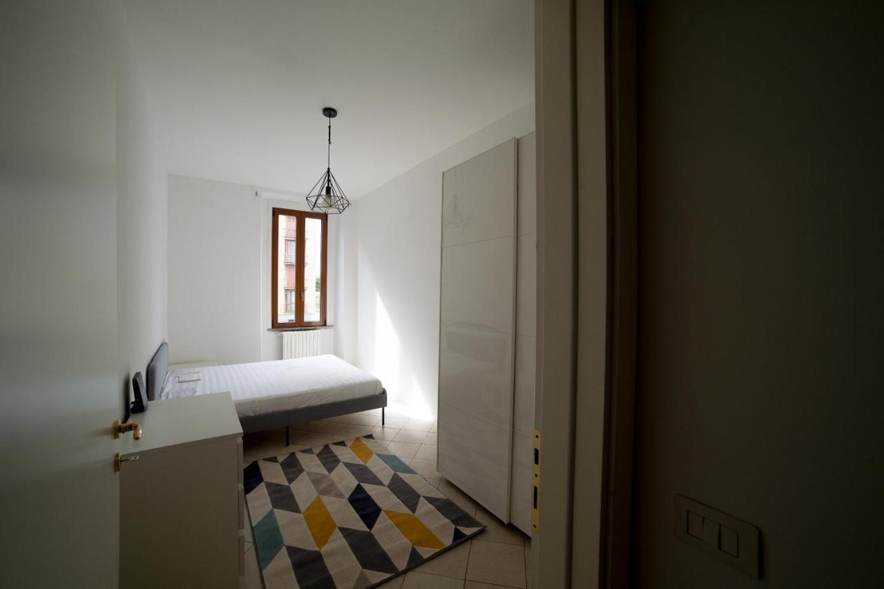 شقة Hbhall Navigli 30 ميلان المظهر الخارجي الصورة