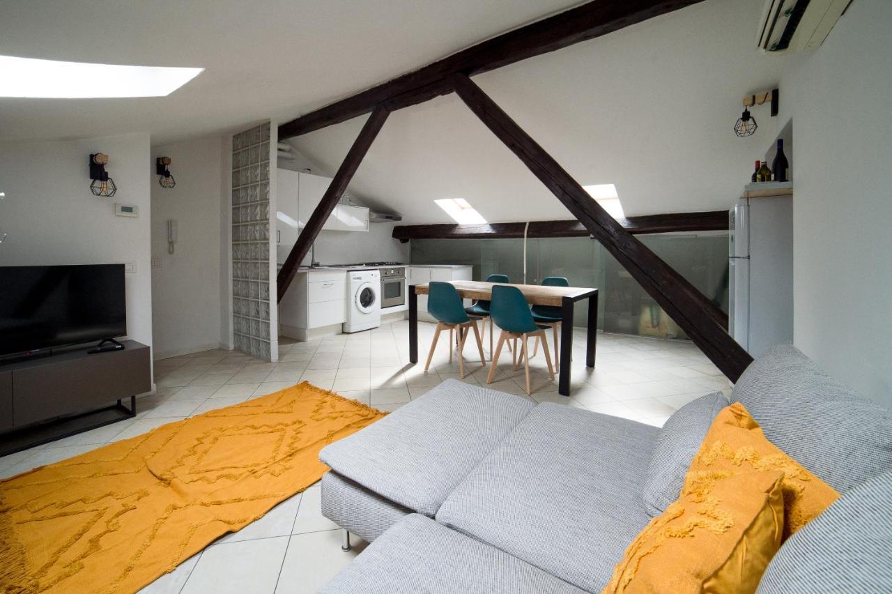 شقة Hbhall Navigli 30 ميلان المظهر الخارجي الصورة