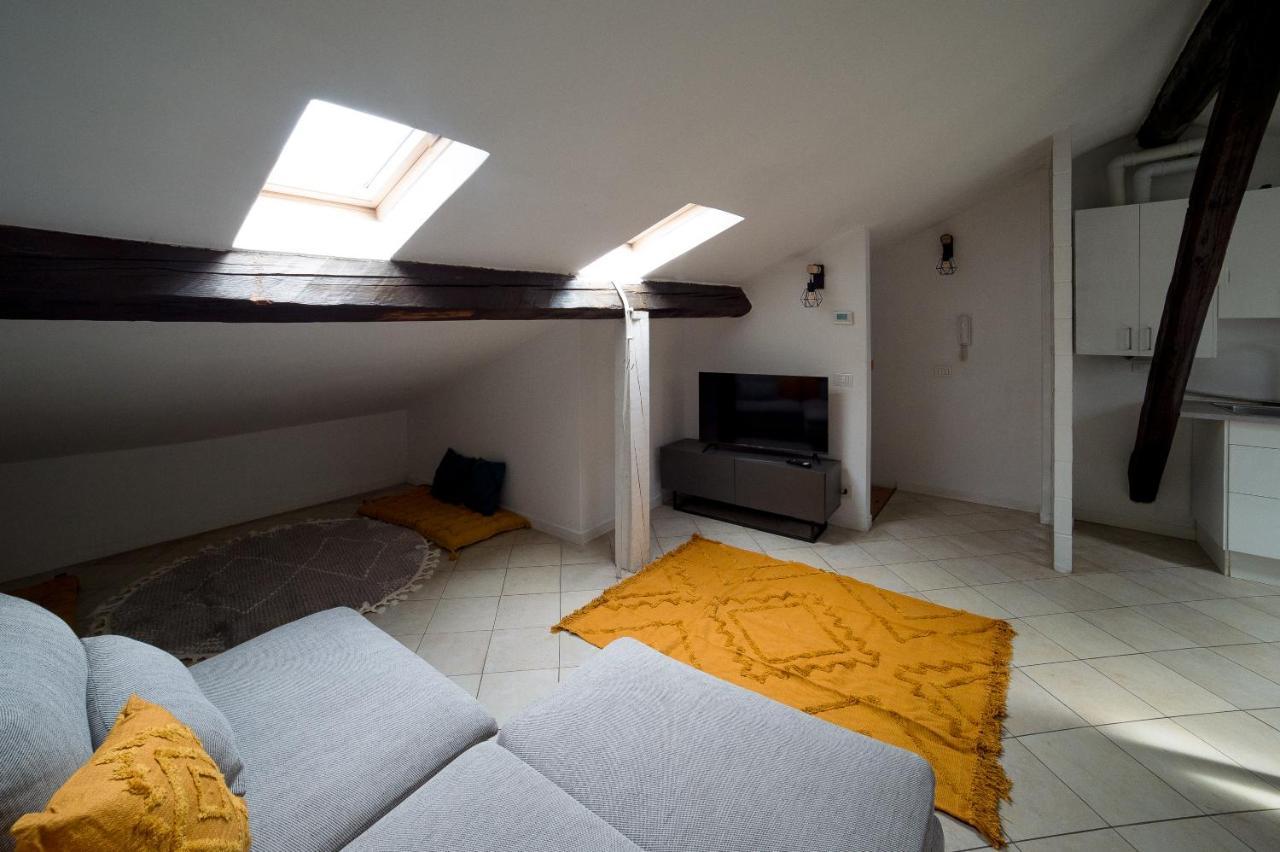 شقة Hbhall Navigli 30 ميلان المظهر الخارجي الصورة